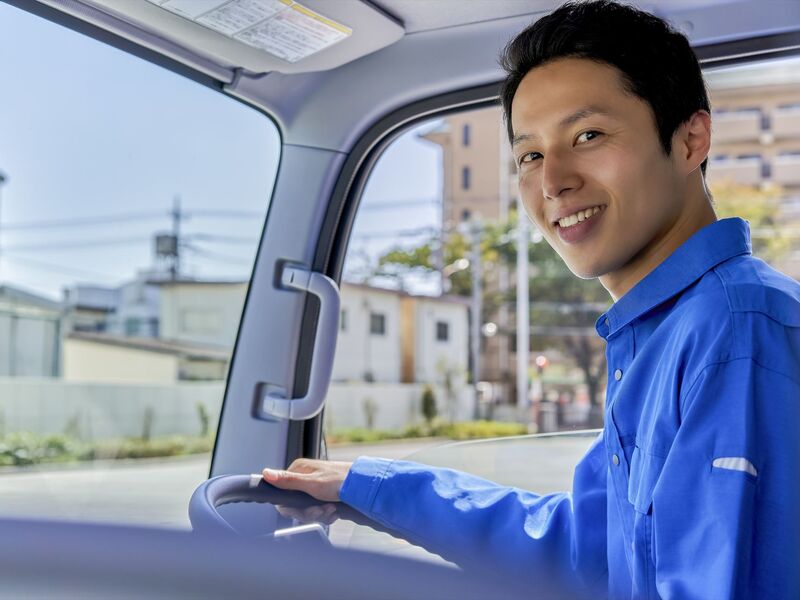 男性トラックドライバー